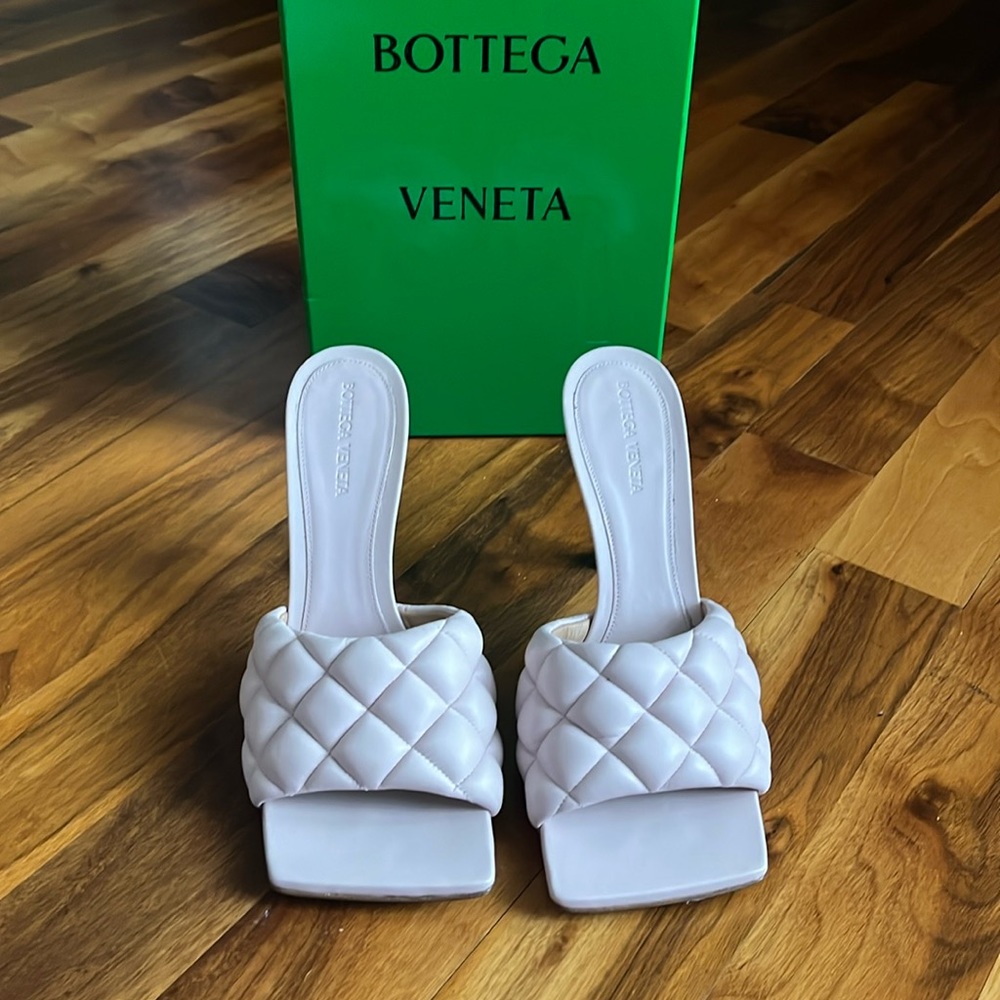 Bottega Veneta Padded Slide Sandals, NEW - Picture 5 of 17